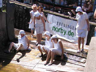 bett-2-7-06-4-09.jpg (147417 Byte)