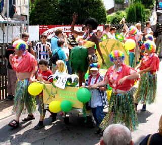 bettenrennen-0907.jpg (76466 Byte)