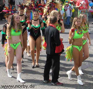 bettenrennen-1385.jpg (99244 Byte)