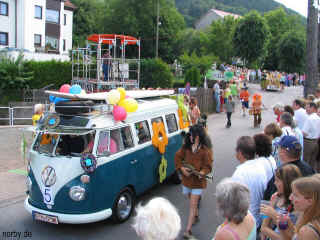 bettumzug1-7-06-1-36.jpg (153321 Byte)