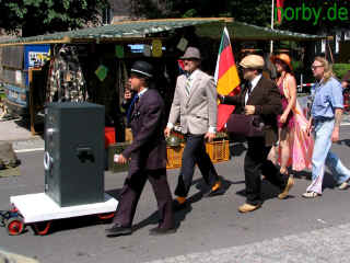bettumzug1-7-06-2-81.jpg (138177 Byte)