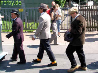 bettumzug1-7-06-2-8.jpg (129408 Byte)