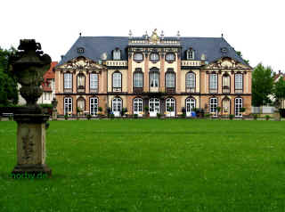 Schloss- Molsdorf (130343 Byte)