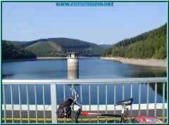 o8060196.jpg (192494 Byte)